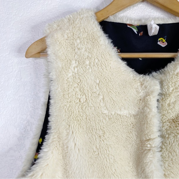 Matilda Jane Reversible Cream Snow Way Faux Fur Vest - Picture 4 of 8